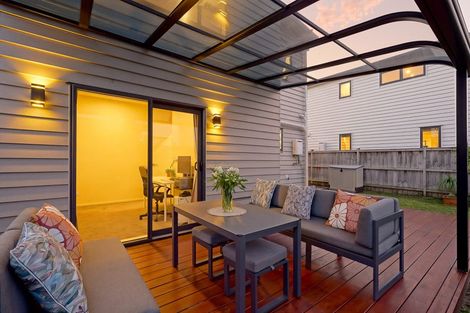 Photo of property in 17 Toanui Road, Hobsonville, Auckland, 0616