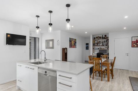 Photo of property in 15 Anglers Way, Omokoroa, 3114