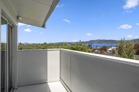 Photo of property in 20 Ingle Avenue, Waipahihi, Taupo, 3330