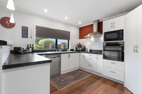 Photo of property in 40 Armstrong Avenue, Carterton, 5713