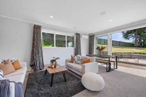 Photo of property in 949 State Highway 16, Waimauku, 0812