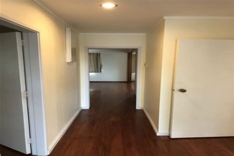 Photo of property in 11 Ramwall Place, Weymouth, Auckland, 2103