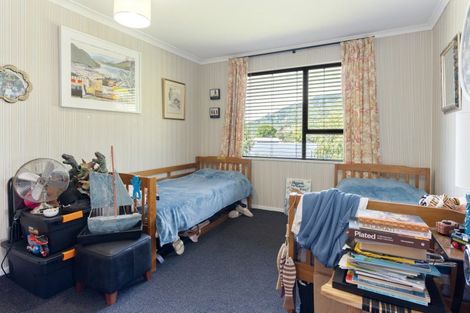 Photo of property in 247a Waikawa Road, Waikawa, Picton, 7220