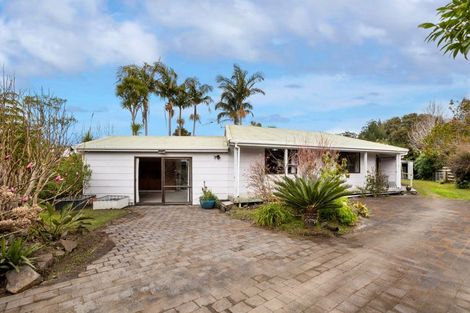 Photo of property in 8 Parkland Place, Whitianga, 3510
