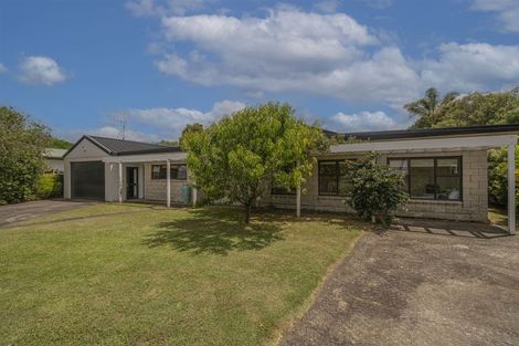 Photo of property in 10 Marquet Place, Tairua, 3508