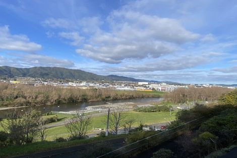 Photo of property in 17-19 Tirohanga Road, Tirohanga, Lower Hutt, 5010