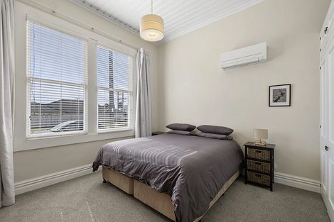 Photo of property in 8 Morley Street, New Plymouth, 4310