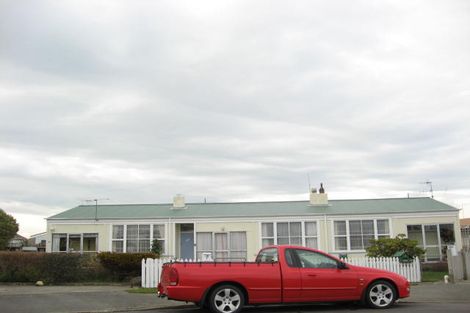 Photo of property in 18-20 Manapouri Street, Strathern, Invercargill, 9812