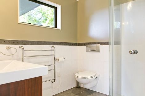Photo of property in 8 Aubrey Crescent, Rainbow Point, Taupo, 3330