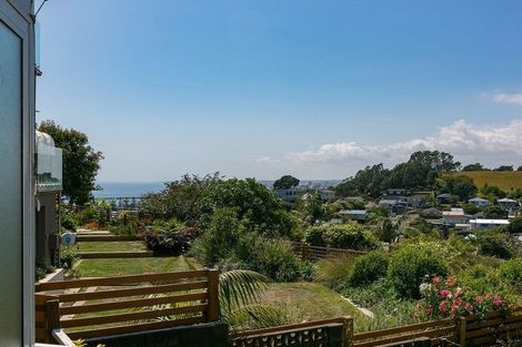 Photo of property in 1/4 Scott Street, Moturoa, New Plymouth, 4310