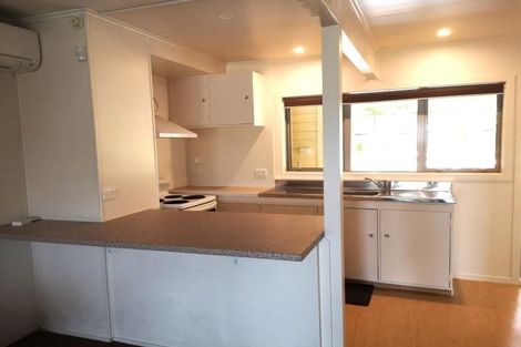 Photo of property in 2/41a Tramway Road, Beach Haven, Auckland, 0626