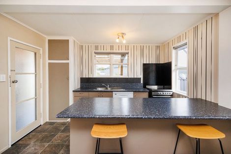 Photo of property in 6 Hodgetts Place, Ashhurst, 4810