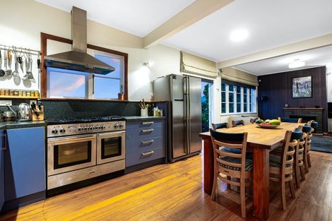 Photo of property in 7 Himalaya Crescent, Khandallah, Wellington, 6035