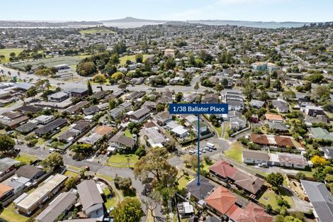Photo of property in 1/38 Ballater Place, Highland Park, Auckland, 2010