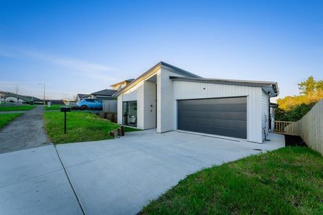 Photo of property in 32 Thomason Crescent, Pokeno, 2402