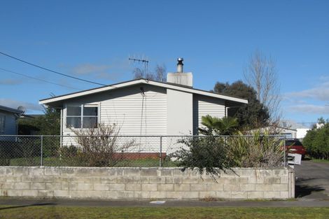 Photo of property in 4 Jull Crescent, Waipukurau, 4200
