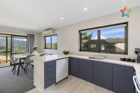Photo of property in 136 Holborn Drive, Stokes Valley, Lower Hutt, 5019