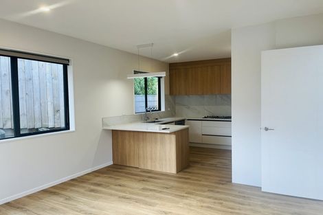 Photo of property in 7a Hinau Street, New Lynn, Auckland, 0600