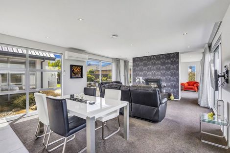 Photo of property in 7 Brinsworth Avenue, West Melton, 7618