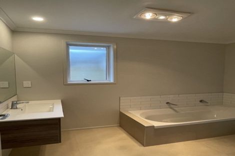 Photo of property in 61 Hills View Drive, Papamoa, 3118