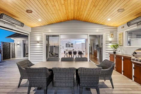 Photo of property in 16 Palm View Terrace, Gulf Harbour, Whangaparaoa, 0930