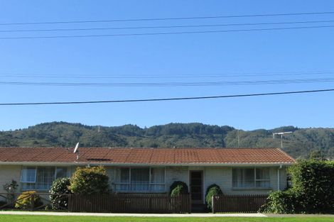 Photo of property in 173a George Street, Stokes Valley, Lower Hutt, 5019
