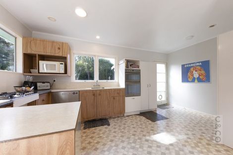 Photo of property in 380 Muriwai Road, Waimauku, 0881