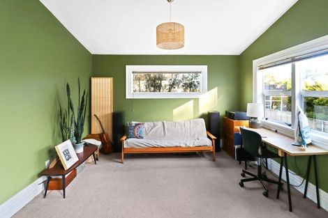 Photo of property in 85 Te Wharepouri Street, Berhampore, Wellington, 6023