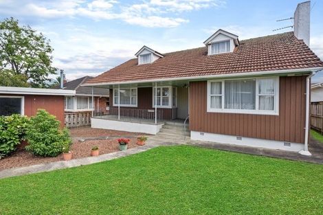 Photo of property in 206 Te Atatu Road, Te Atatu South, Auckland, 0610