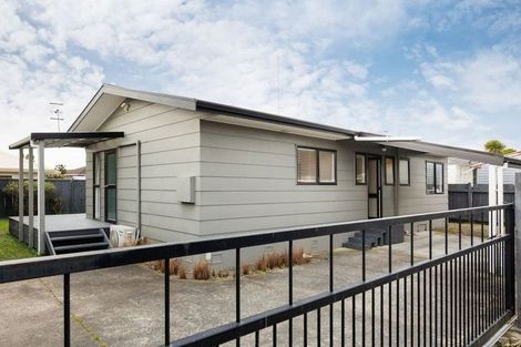 Photo of property in 126 Roberts Line, Kelvin Grove, Palmerston North, 4414