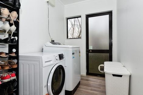 Photo of property in 393 Kahikatea Drive, Dinsdale, Hamilton, 3204