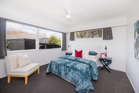 Photo of property in 36 Winston Avenue, Hokowhitu, Palmerston North, 4410