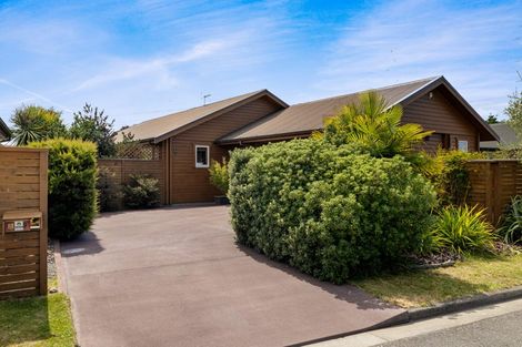 Photo of property in 9 Taggart Place, Sockburn, Christchurch, 8042