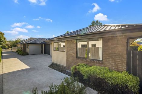 Photo of property in 2/137 Maidstone Road, Ilam, Christchurch, 8041