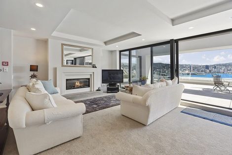 Photo of property in 4/308 Oriental Parade, Oriental Bay, Wellington, 6011