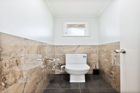 Photo of property in 23 Patts Avenue, Glendene, Auckland, 0602