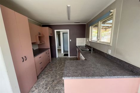 Photo of property in 16 Bayside Avenue, Te Atatu Peninsula, Auckland, 0610