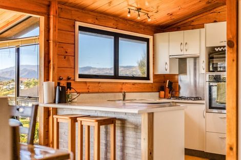Photo of property in 25 James Cook Drive, Whitby, Porirua, 5024