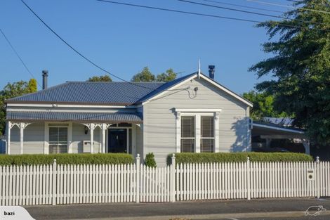 Photo of property in 10 Dixon Street, Carterton, 5713