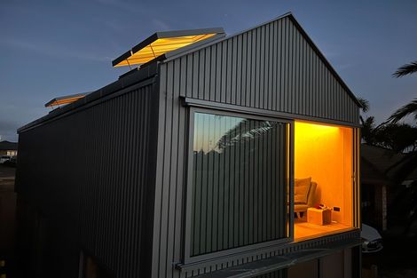 Photo of property in 25 Nicholas Gibbons Drive, Clendon Park, Auckland, 2103