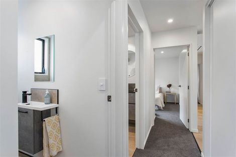 Photo of property in 97 Mcfaddens Road, St Albans, Christchurch, 8052