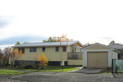 Photo of property in 3 Harrington Street, Lawrence, 9532