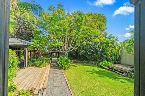 Photo of property in 91 Doves Bay Road, Kerikeri, 0294