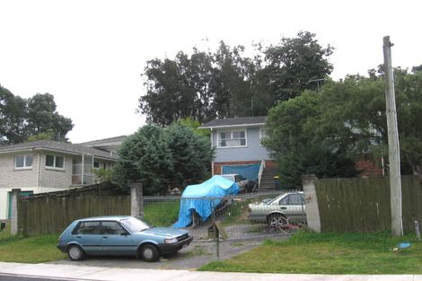 Photo of property in 8 Jonathan Place, Sunnynook, Auckland, 0620