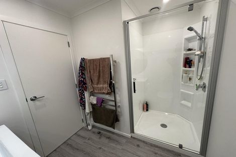 Photo of property in 6 Castletown Street, Wallaceville, Upper Hutt, 5018