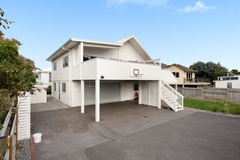 Photo of property in 720b Papamoa Beach Road, Papamoa Beach, Papamoa, 3118