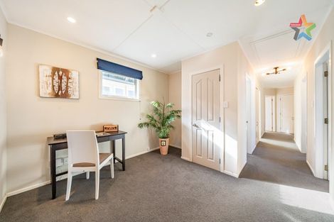 Photo of property in 11 Mimihau Grove, Wainuiomata, Lower Hutt, 5014