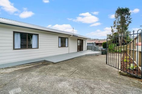 Photo of property in 11 Donegal Street, Avondale, Auckland, 0600