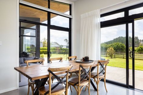 Photo of property in 13 Thomason Road, Egmont Village, New Plymouth, 4371