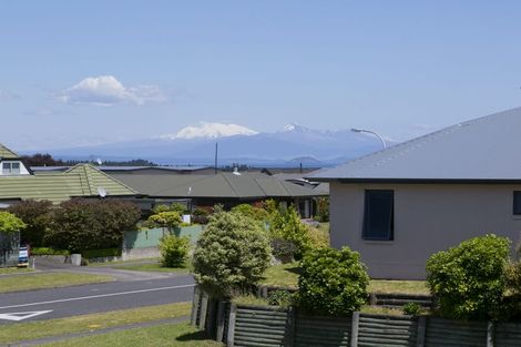 Photo of property in 2/2 Astelia Way, Waipahihi, Taupo, 3330